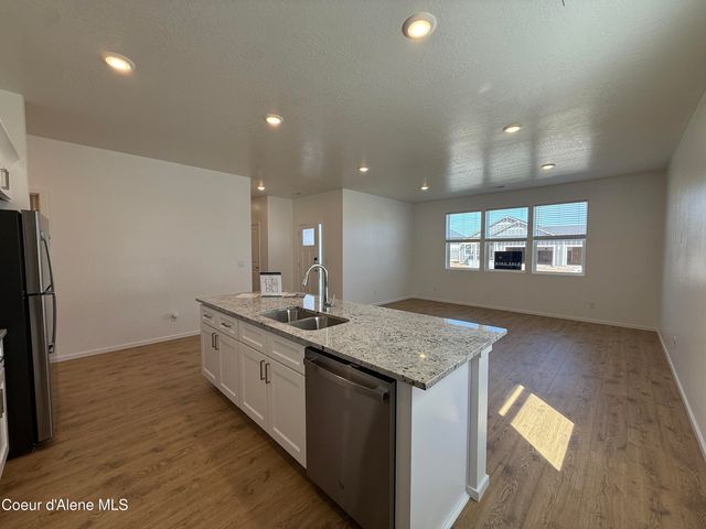5306 E Aquila Ave, Post Falls, ID 83854
