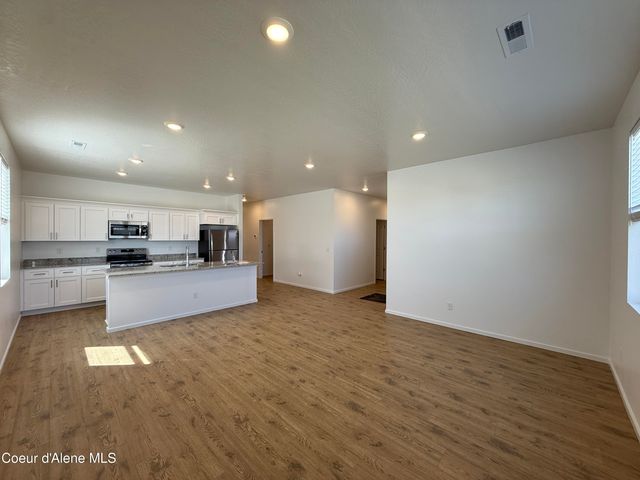 5306 E Aquila Ave, Post Falls, ID 83854