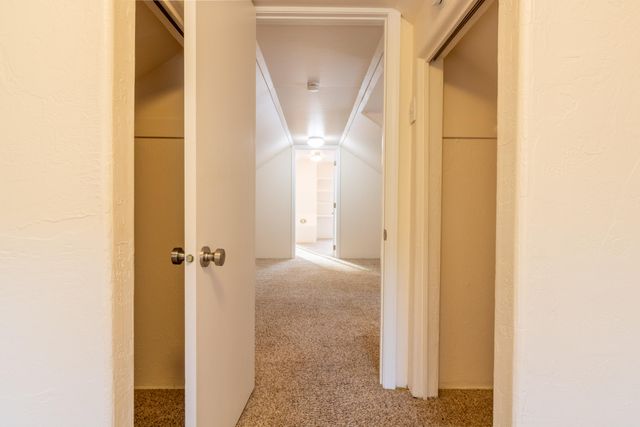 588 NW Scenic Drive, Grants Pass, OR 97526