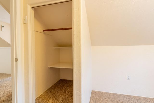 588 NW Scenic Drive, Grants Pass, OR 97526