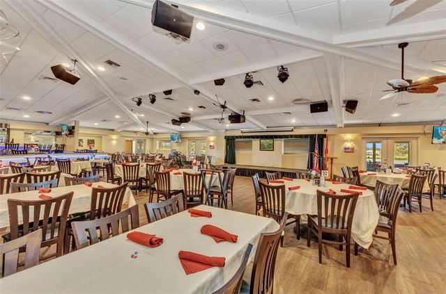 2100 KINGS HWY 1098, Port Charlotte, FL 33980