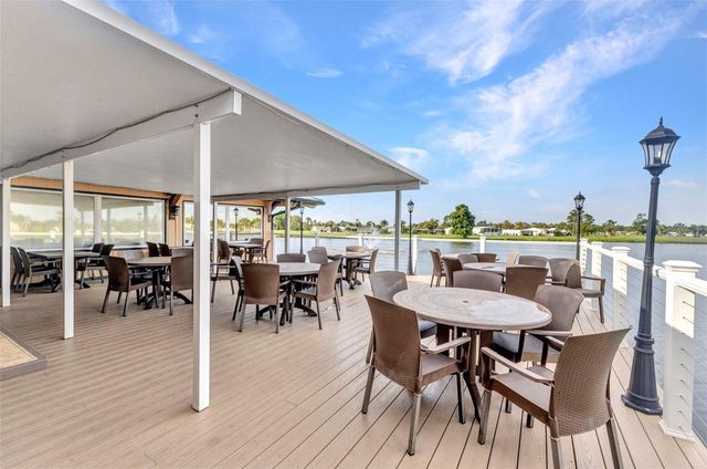 2100 KINGS HWY 1098, Port Charlotte, FL 33980