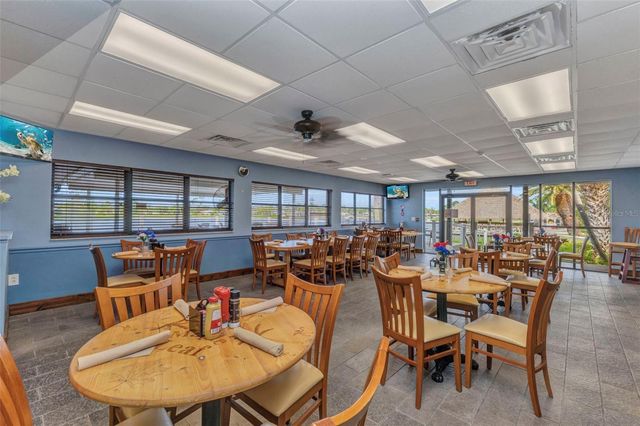 2100 KINGS HWY 1098, Port Charlotte, FL 33980