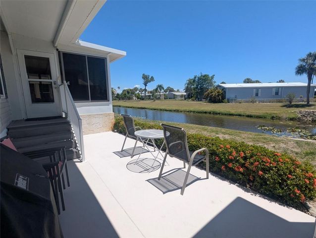 2100 KINGS HWY 1098, Port Charlotte, FL 33980