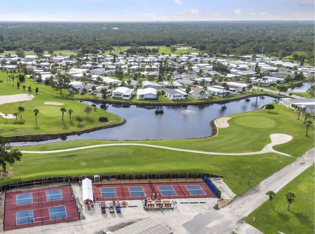 2100 KINGS HWY 1098, Port Charlotte, FL 33980