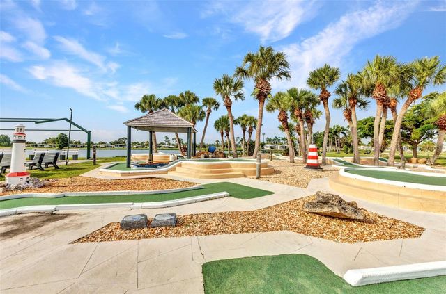 2100 KINGS HWY 1098, Port Charlotte, FL 33980