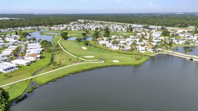 2100 KINGS HWY 1098, Port Charlotte, FL 33980