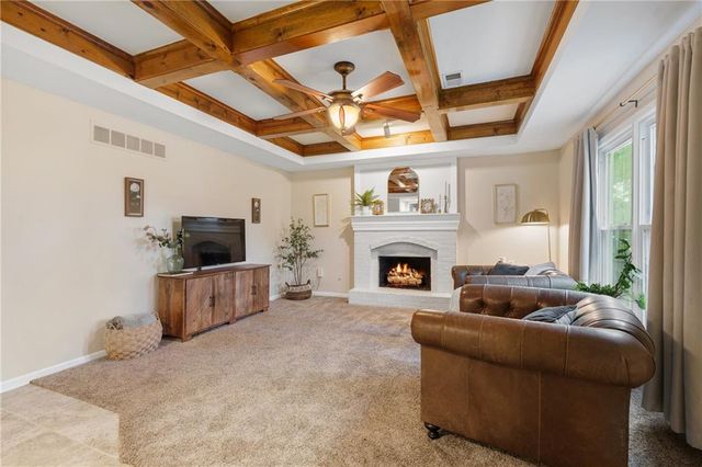 1134 E Sleepy Hollow Drive, Olathe, KS 66062