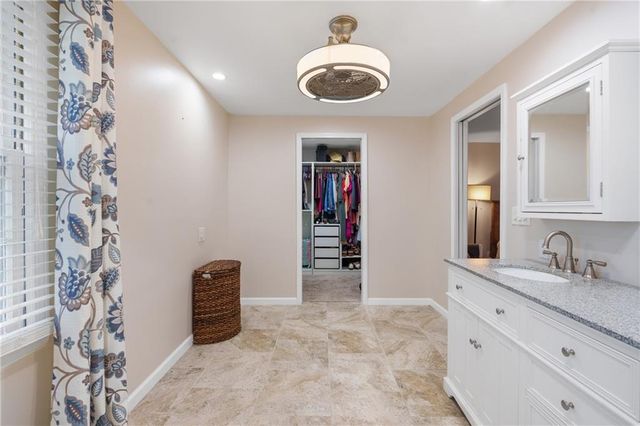 1134 E Sleepy Hollow Drive, Olathe, KS 66062