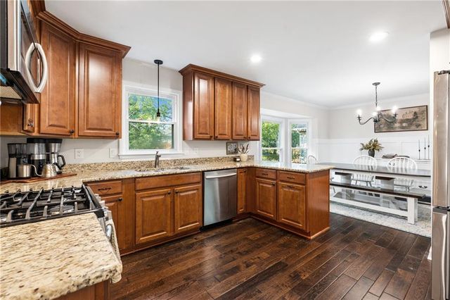 1134 E Sleepy Hollow Drive, Olathe, KS 66062