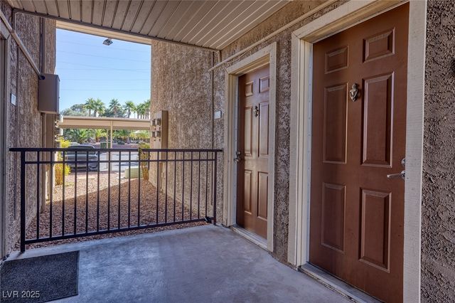 5060 Indian River Drive 391, Las Vegas, NV 89103