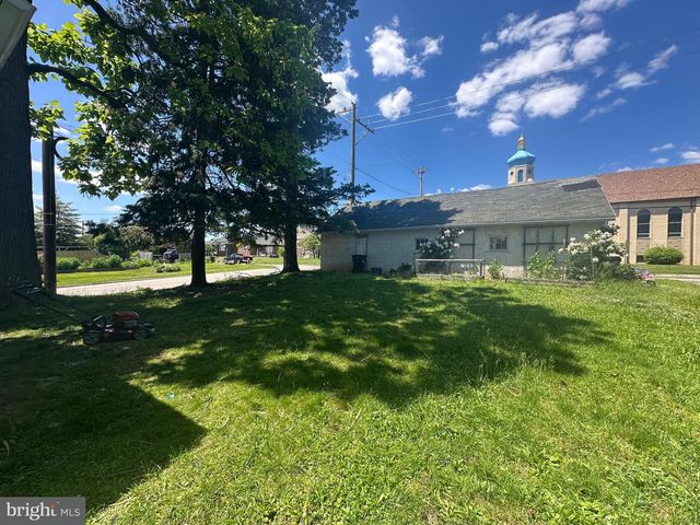 473 W HIGH ST, Phoenixville, PA 19460