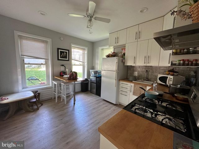 473 W HIGH ST, Phoenixville, PA 19460