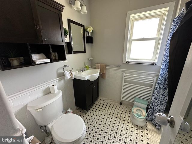473 W HIGH ST, Phoenixville, PA 19460