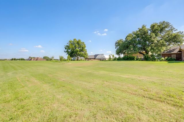 505 Morrow Road, Springtown, TX 76082