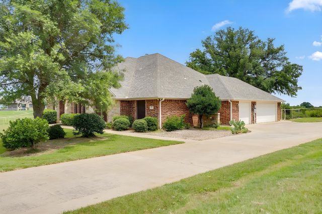 505 Morrow Road, Springtown, TX 76082