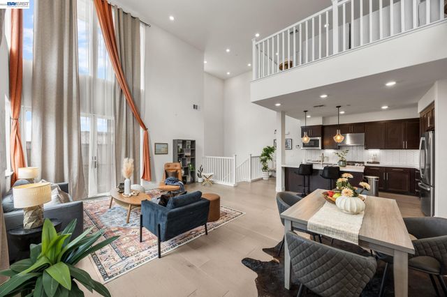 45139 Challenge Cmn 1001, Fremont, CA 94538