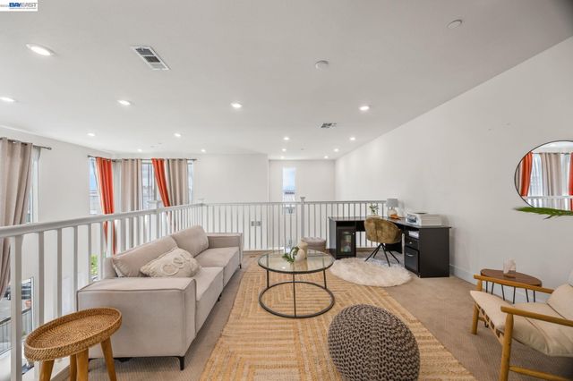 45139 Challenge Cmn 1001, Fremont, CA 94538