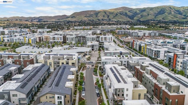 45139 Challenge Cmn 1001, Fremont, CA 94538