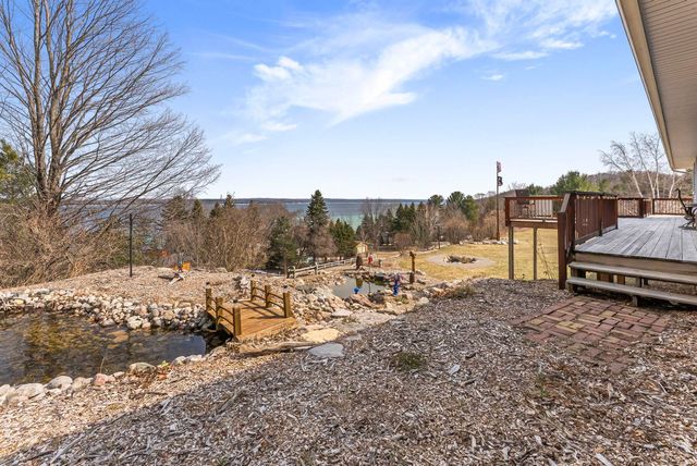 11660 Indian Road, Kewadin, MI 49648