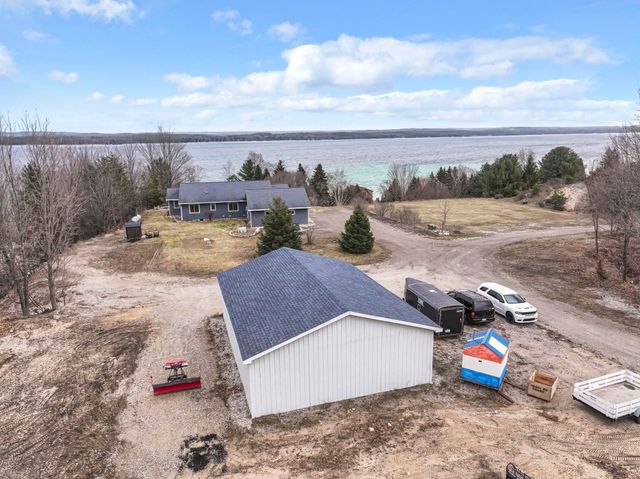 11660 Indian Road, Kewadin, MI 49648