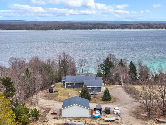 11660 Indian Road, Kewadin, MI 49648