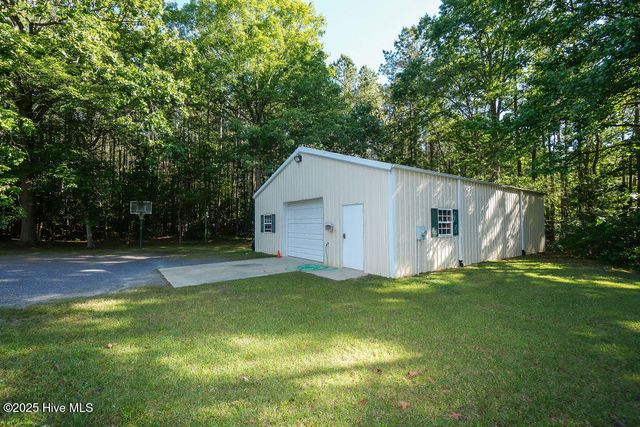 925 Niagara Carthage Road, Carthage, NC 28327