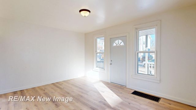 316 Fraser Street, Bay City, MI 48708