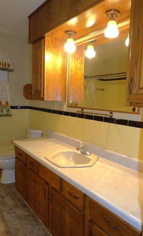 1501 Lotus, Wichita, KS 67213
