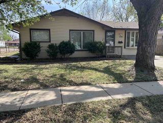 1501 Lotus, Wichita, KS 67213