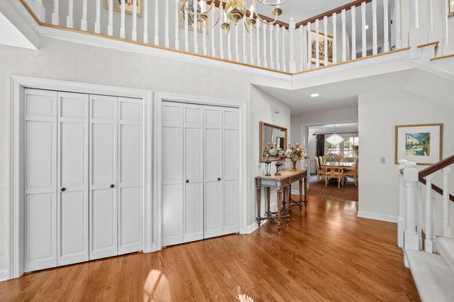 9340 W Bush Lake Road, Bloomington, MN 55438