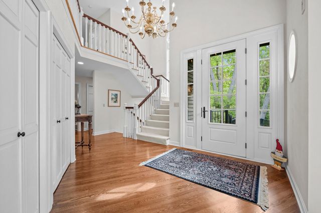 9340 W Bush Lake Road, Bloomington, MN 55438