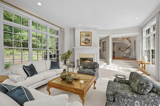 9340 W Bush Lake Road, Bloomington, MN 55438