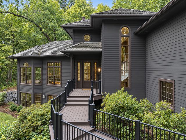9340 W Bush Lake Road, Bloomington, MN 55438