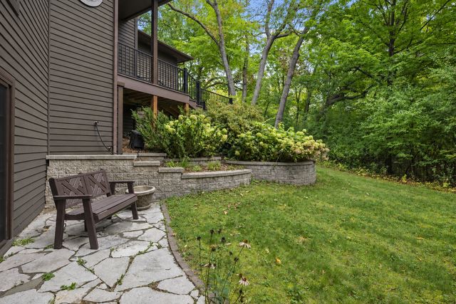 9340 W Bush Lake Road, Bloomington, MN 55438