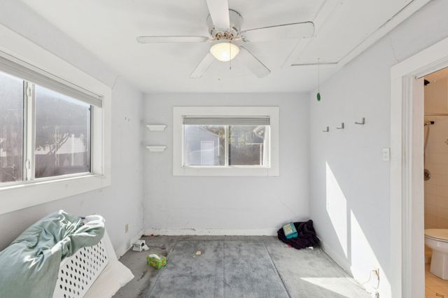 3713 Byers Avenue, Fort Worth, TX 76107