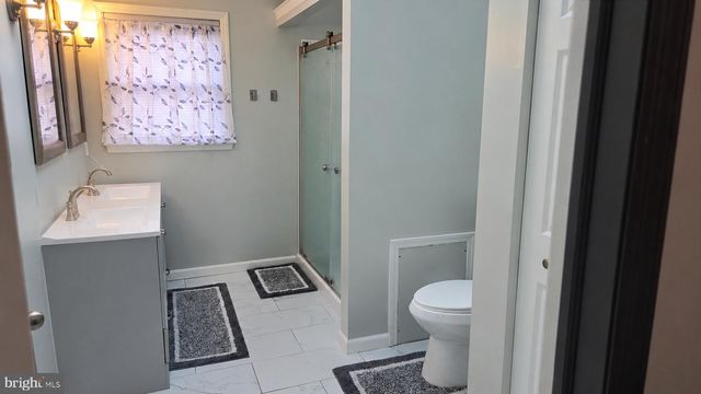 406 BOW LN, Gilbertsville, PA 19525