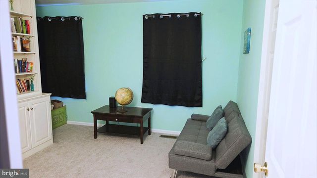 406 BOW LN, Gilbertsville, PA 19525