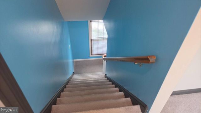 406 BOW LN, Gilbertsville, PA 19525