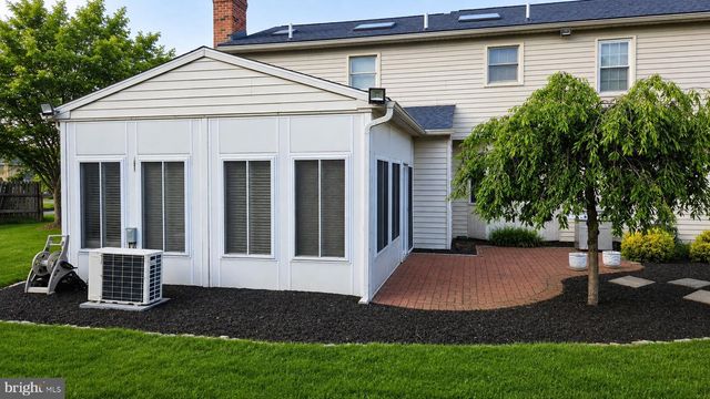 406 BOW LN, Gilbertsville, PA 19525