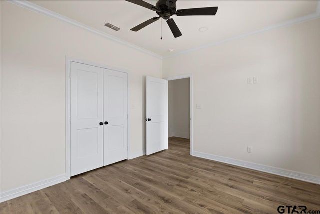 19395 Ridge Point Cir, Lindale, TX 75771