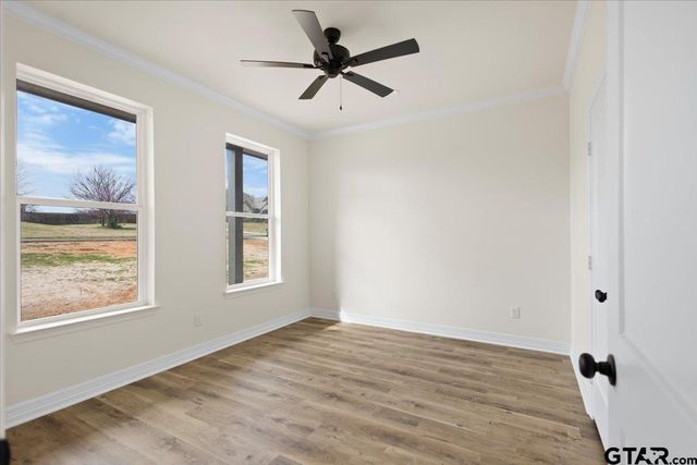 19395 Ridge Point Cir, Lindale, TX 75771