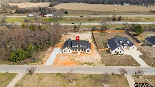 19395 Ridge Point Cir, Lindale, TX 75771