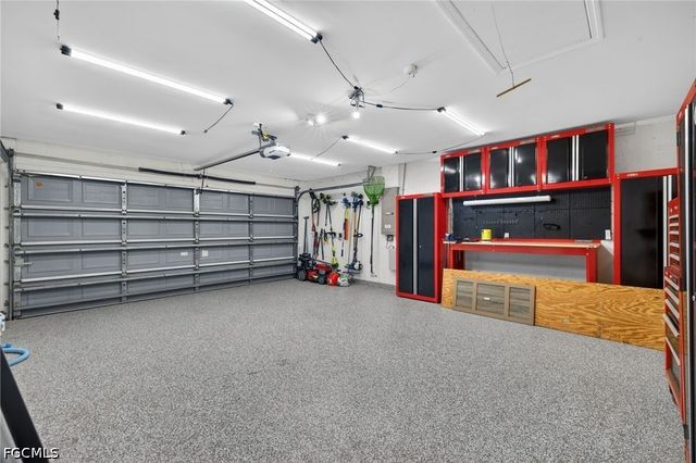 9031 Pittsburgh BLVD, Fort Myers, FL 33967