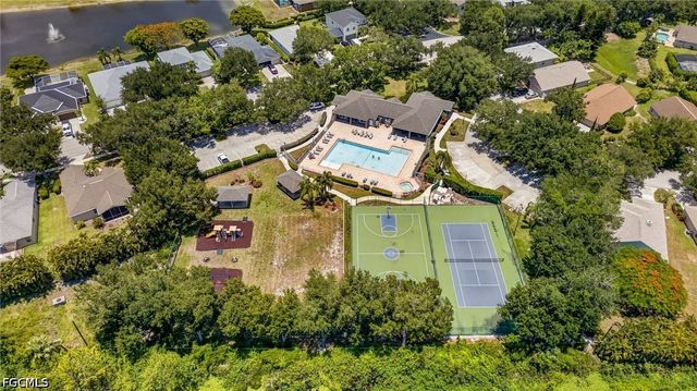 9031 Pittsburgh BLVD, Fort Myers, FL 33967