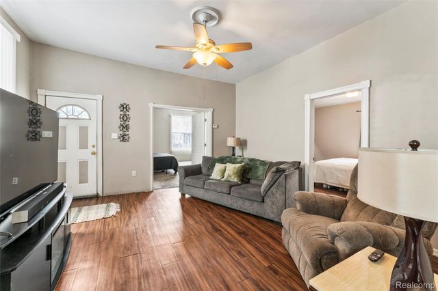 1534 McKinstry Street, Detroit, MI 48209