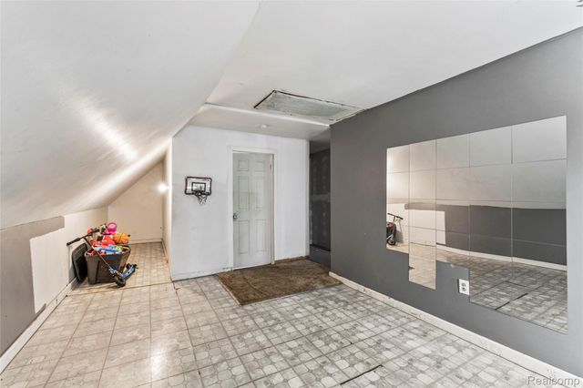 1534 McKinstry Street, Detroit, MI 48209