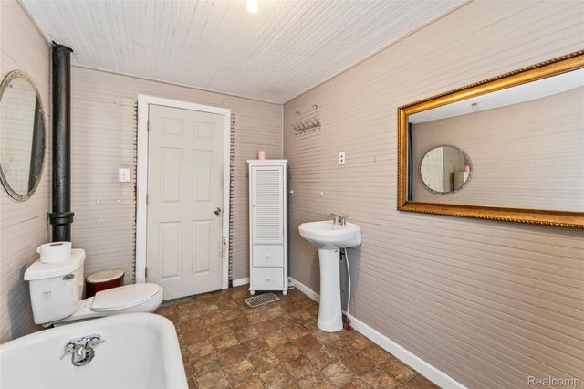 1534 McKinstry Street, Detroit, MI 48209