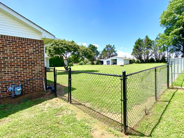 106 Chattin St, Winchester, TN 37398