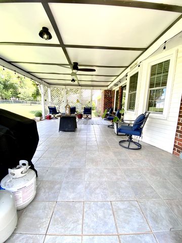 106 Chattin St, Winchester, TN 37398